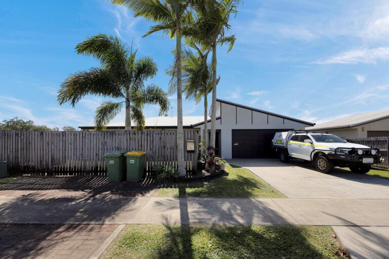 8 Steve Street, Greenmount QLD 4751